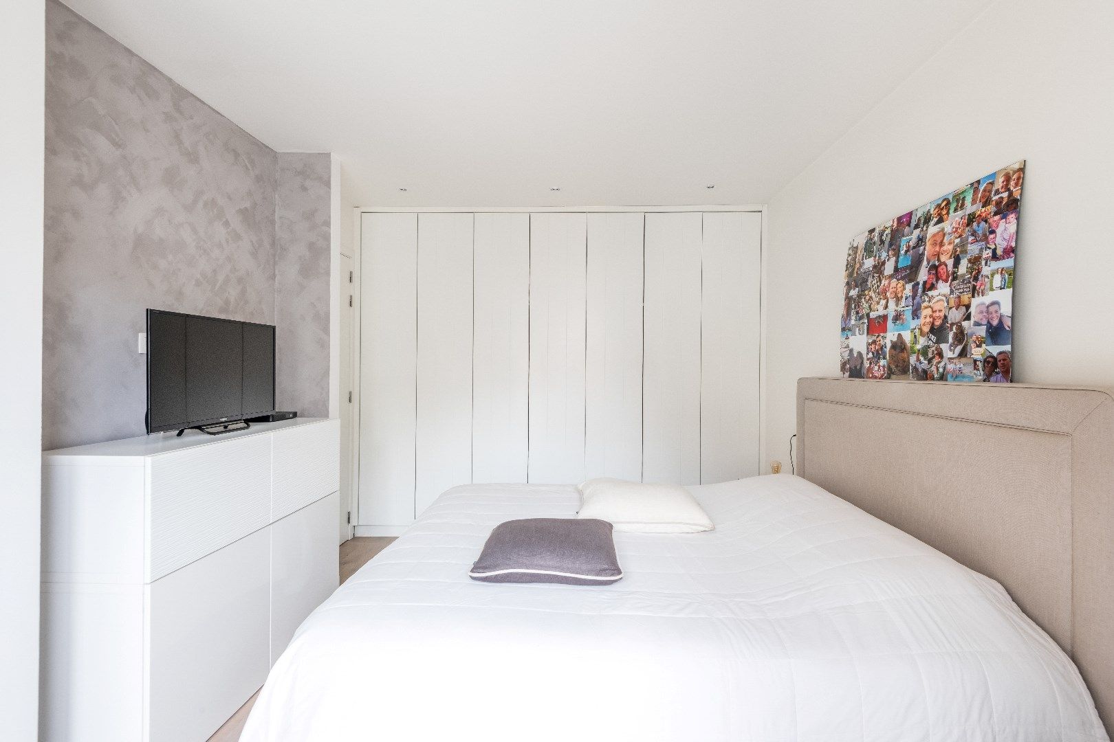 Ruim woonappartement gelegen op wandelafstand van de Zeedijk en het centrum van Knokke. Aankoop inpandige box mogelijk. foto 14