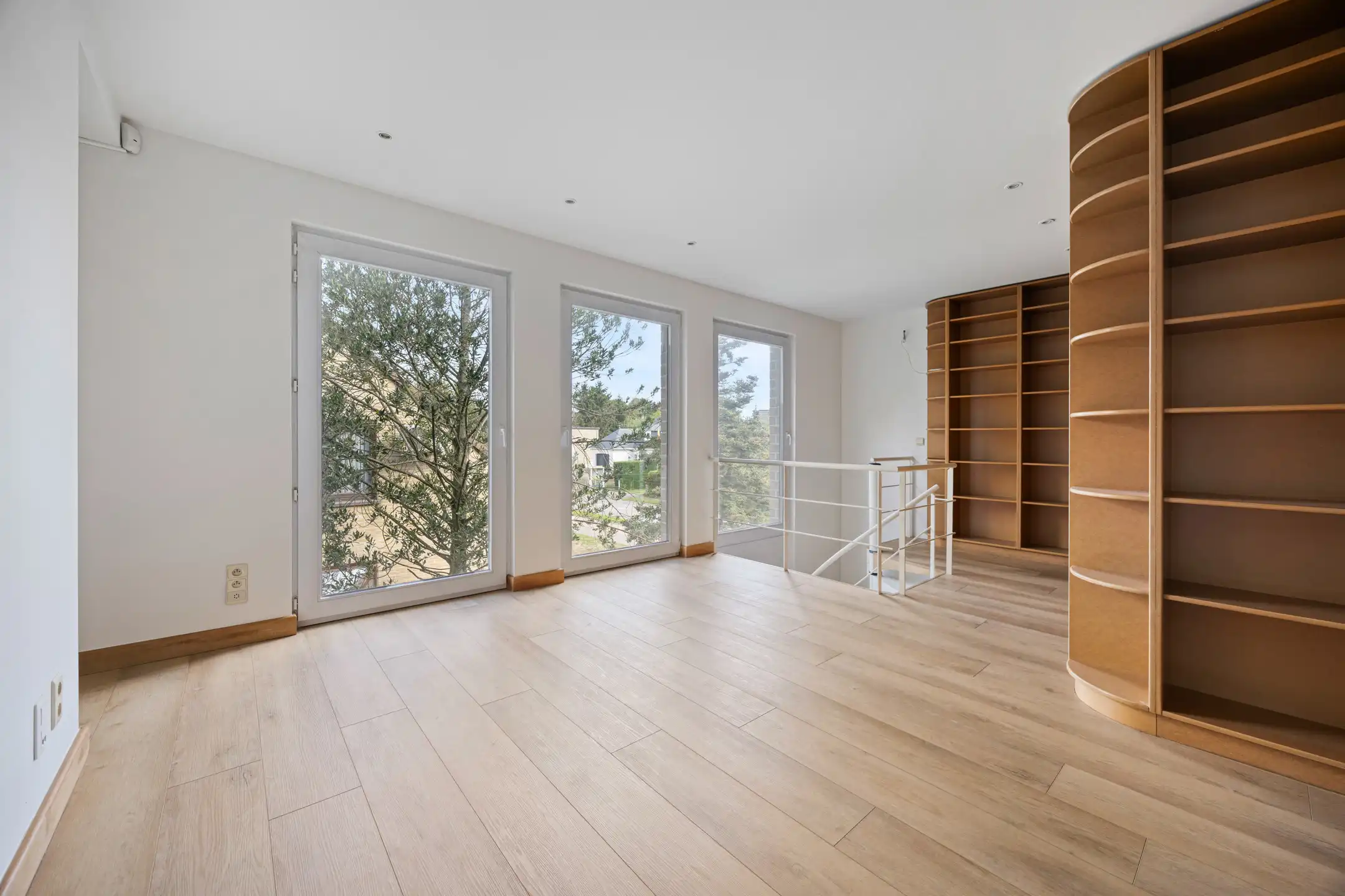 Ruime villa met prachtig groen verzicht foto 29
