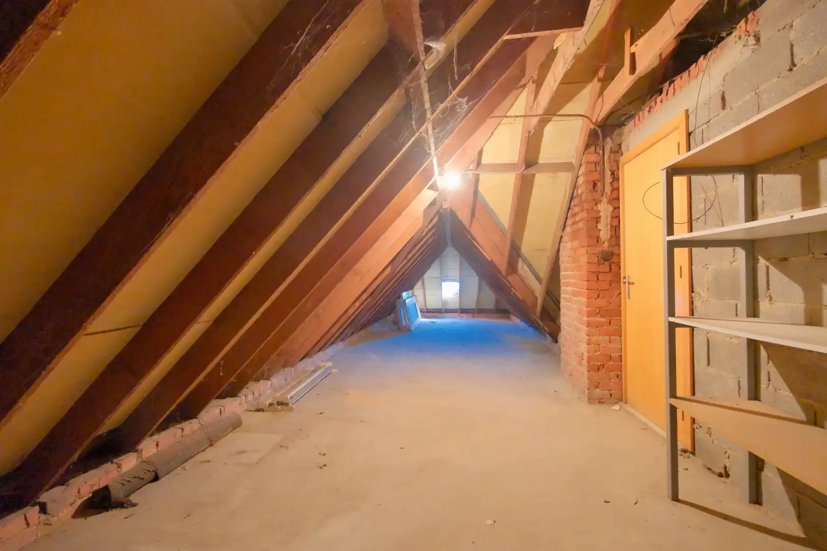 Lichtervelde - Rustig gelegen hoeve op perceel van 1.620 m²! foto 17