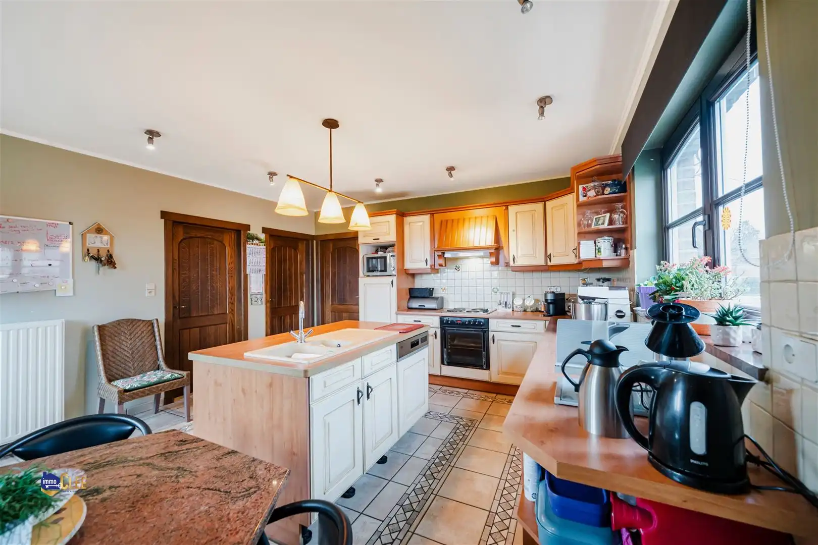 Landelijk villa met veel mogelijkheden in Zepperen foto 8