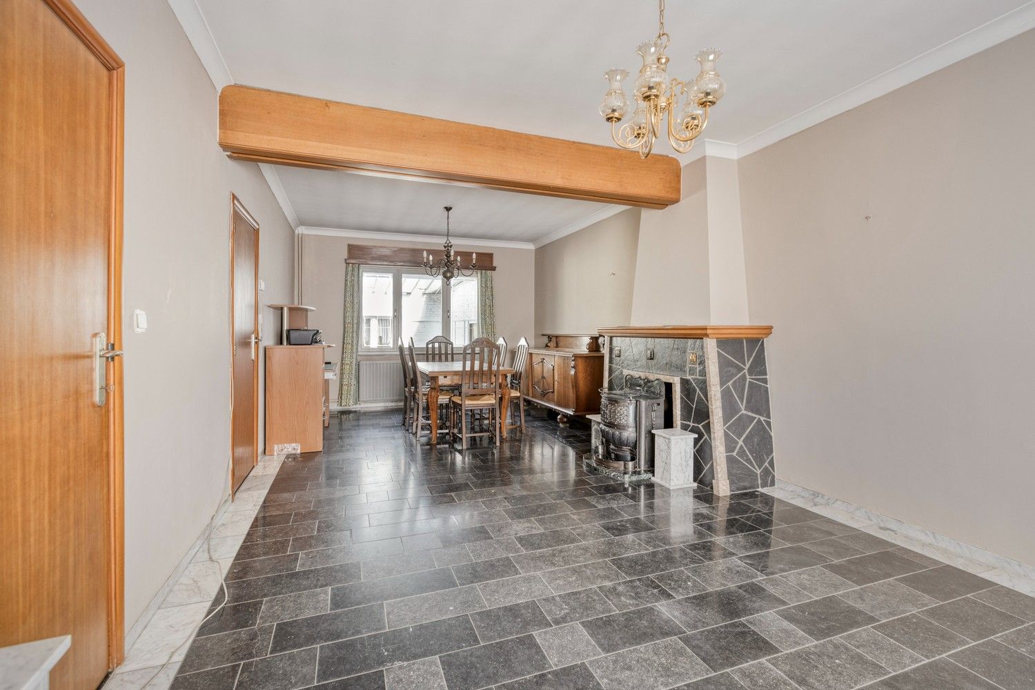 Op te frissen woning met 3 slaapkamers, garage en tuin foto 6