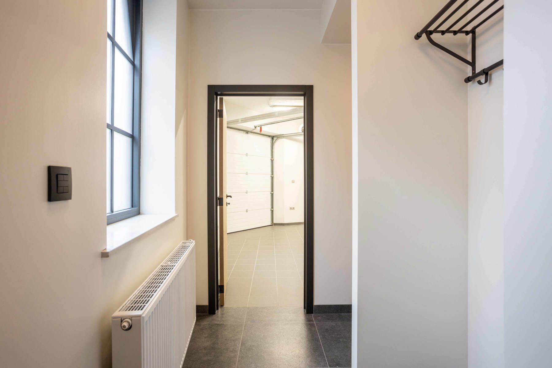 Uniek energiezuinig pakhuis met loftgevoel! foto 3