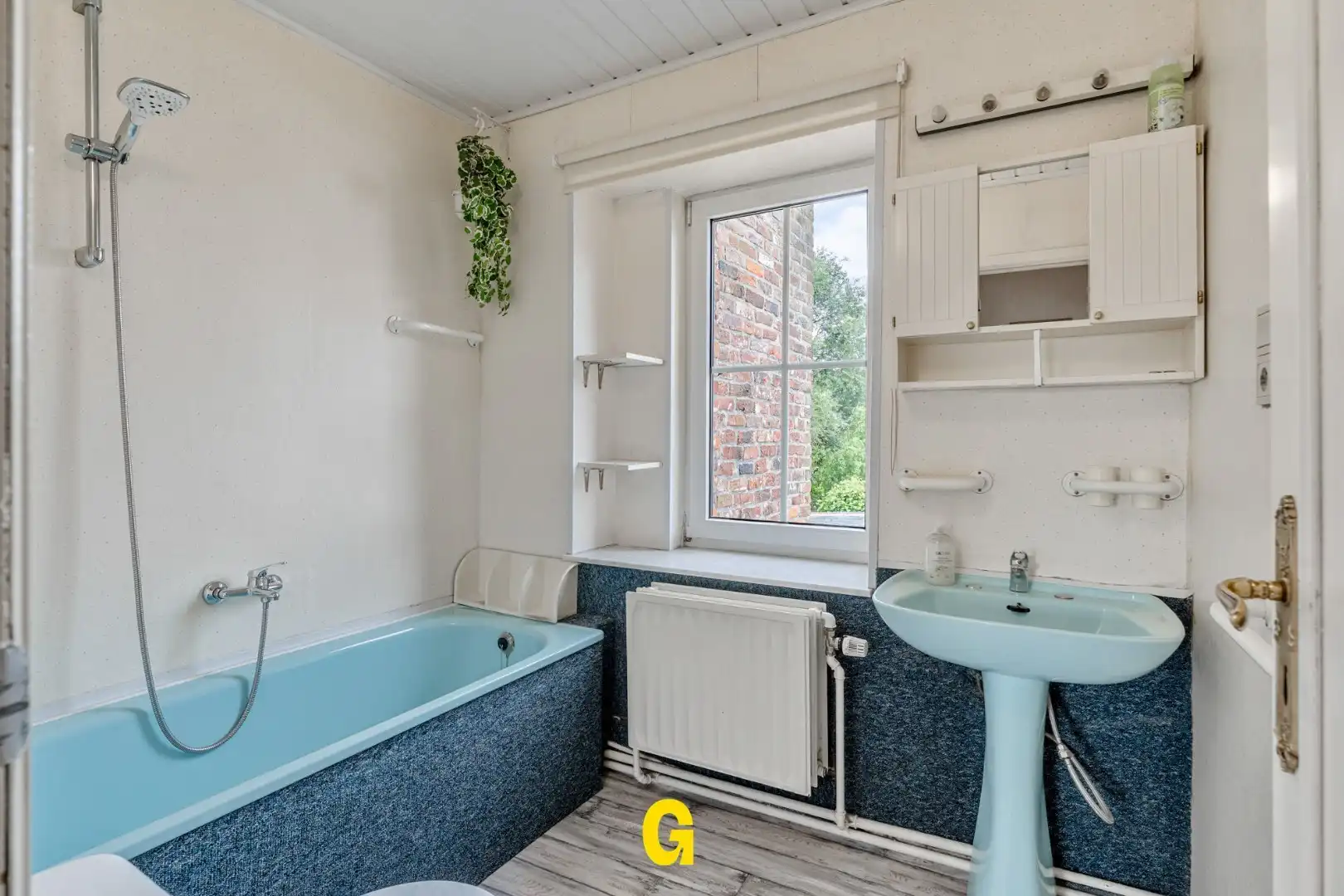 Te renoveren woning met veel karakter en leuke tuin te Lauw, op 3a 96ca foto 22