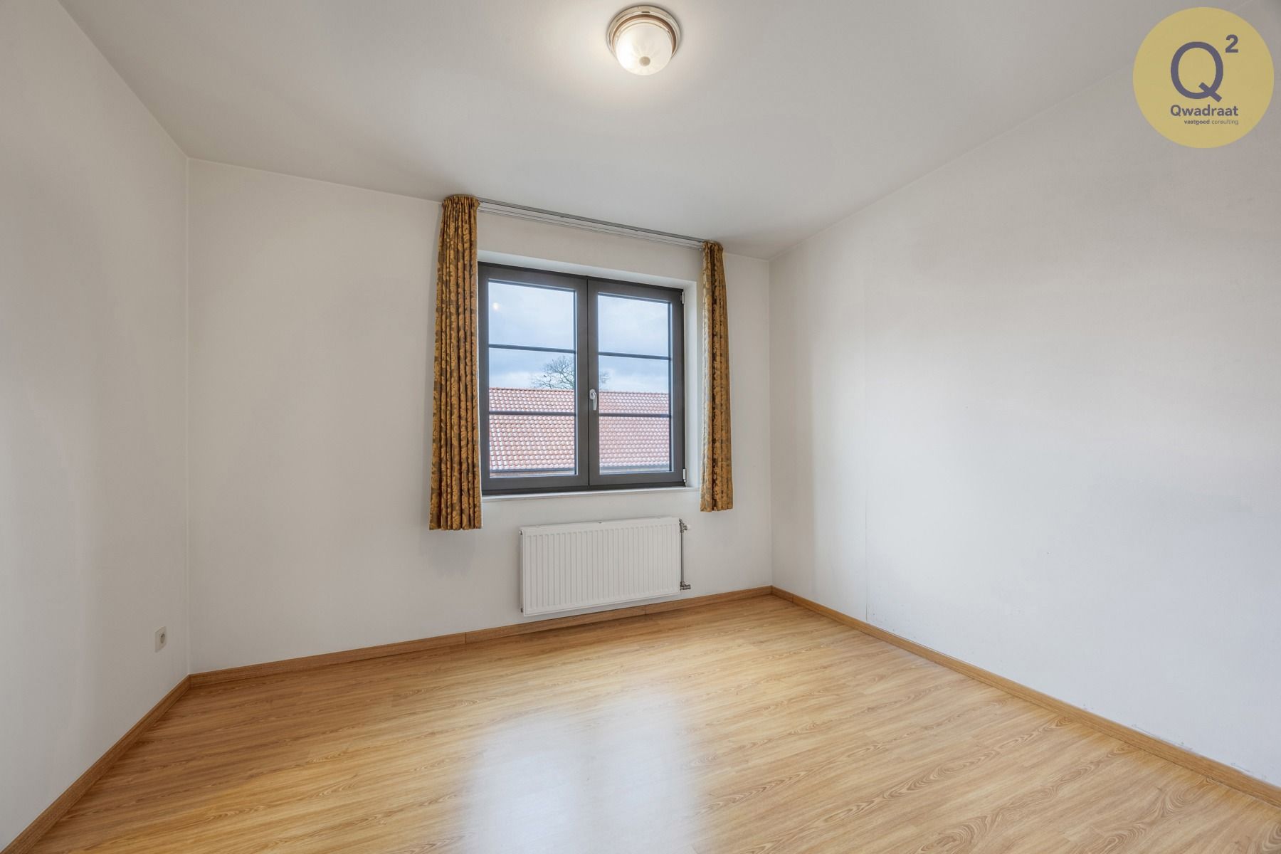 Jong energiezuinig app met grote woonkamer en ruim terras foto 14