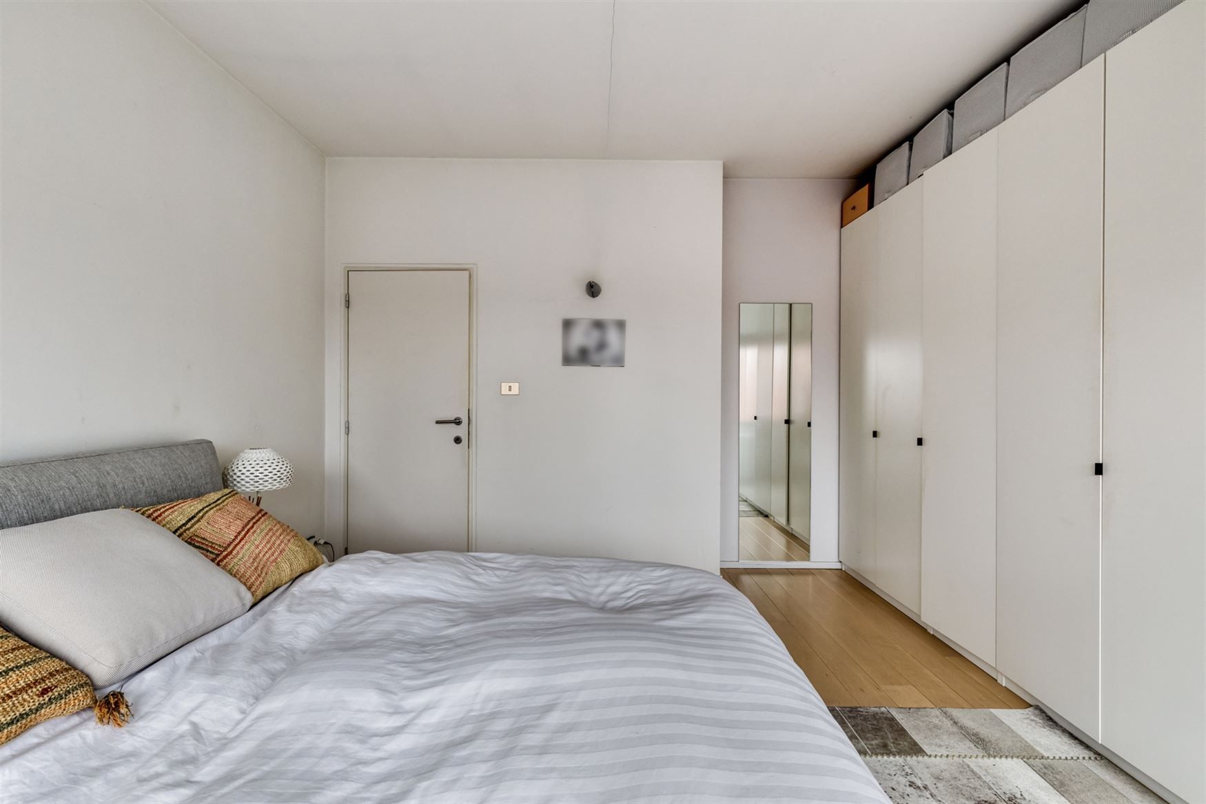 Ruime moderne villa foto 12