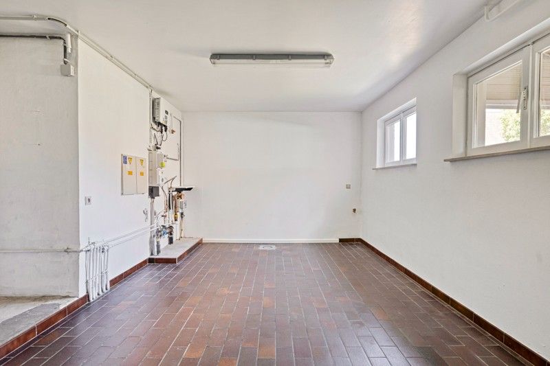 Landelijke woning met 3 slaapkamers en prachtige tuin TE KOOP in OOSTROZEBEKE! foto 32