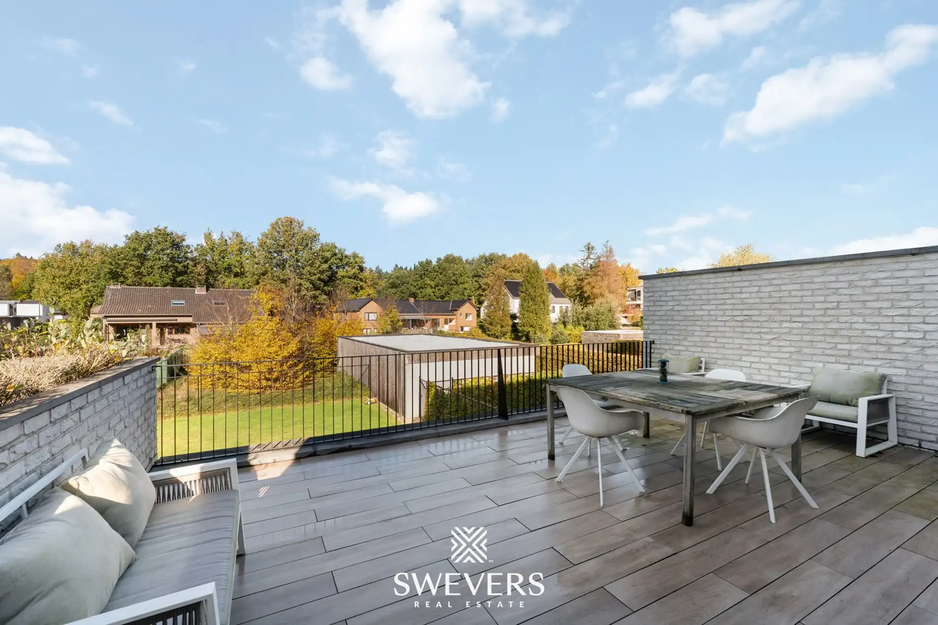 Luxueus villa-appartement in het centrum van Bolderberg foto 28