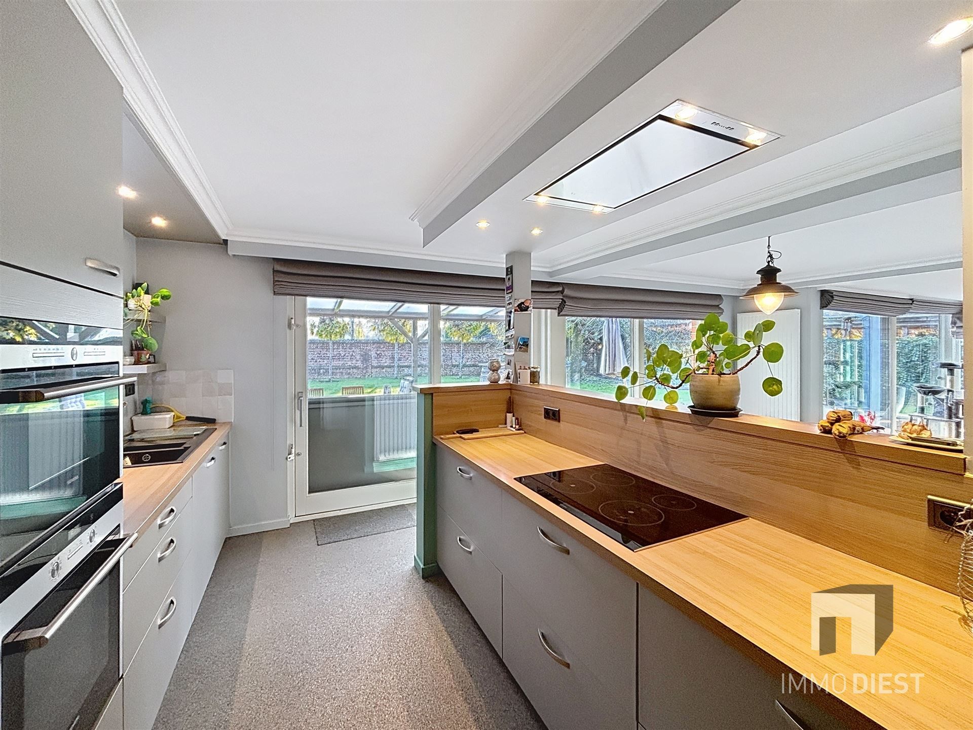 Perfecte gezinswoning in doodlopende straat met 3slpks en een mooie tuin foto 18