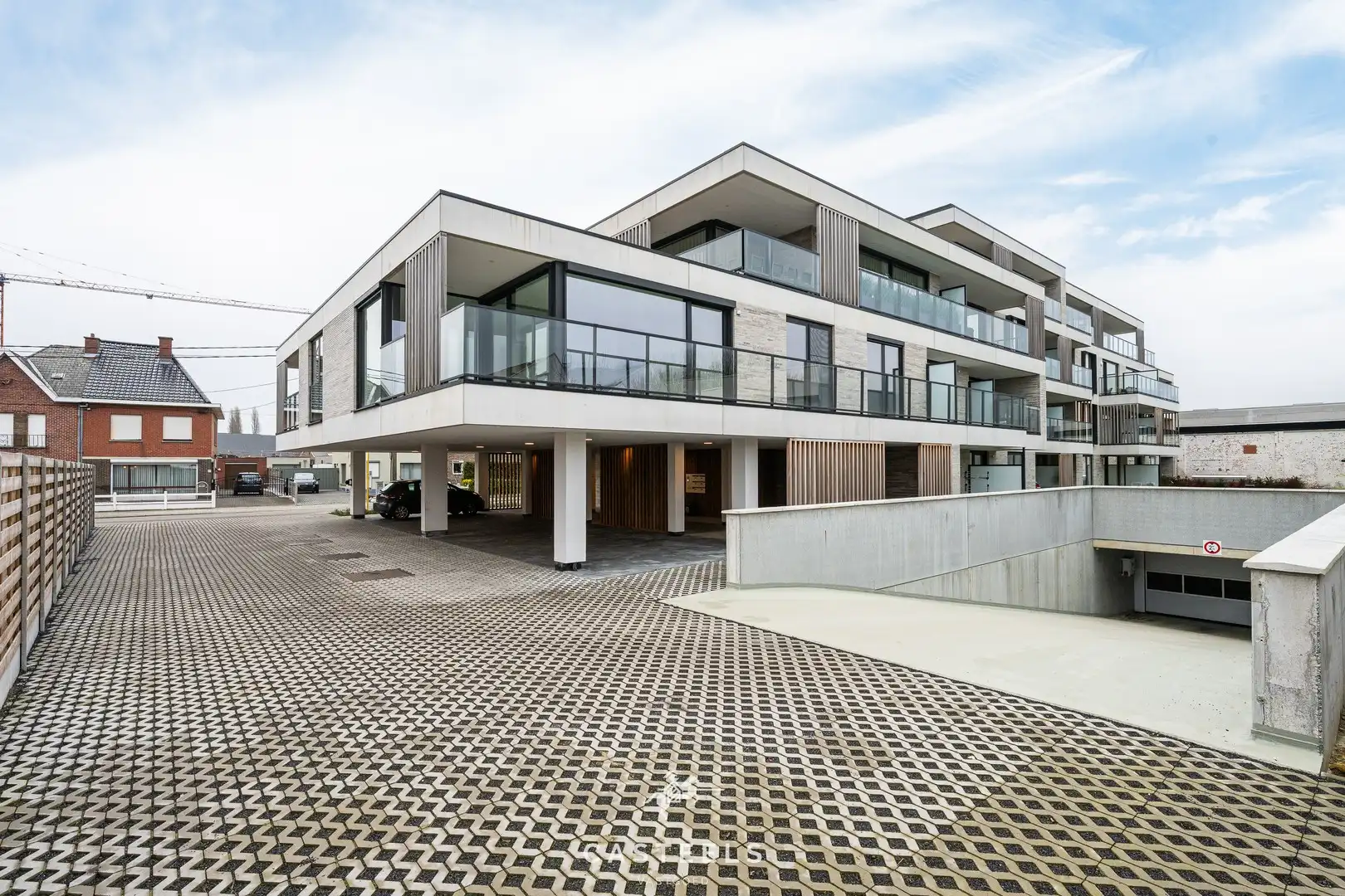 Unieke kans: Exclusieve penthouse met open uitzicht in Wetteren foto {{pictureIndex}}