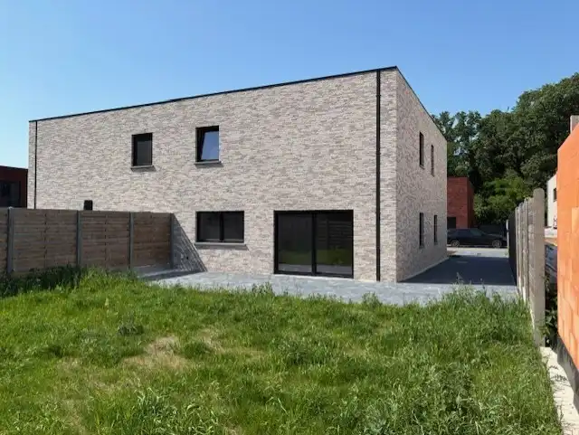 Ruime energieneutrale woning nabij centrum Leopoldsburg foto 14