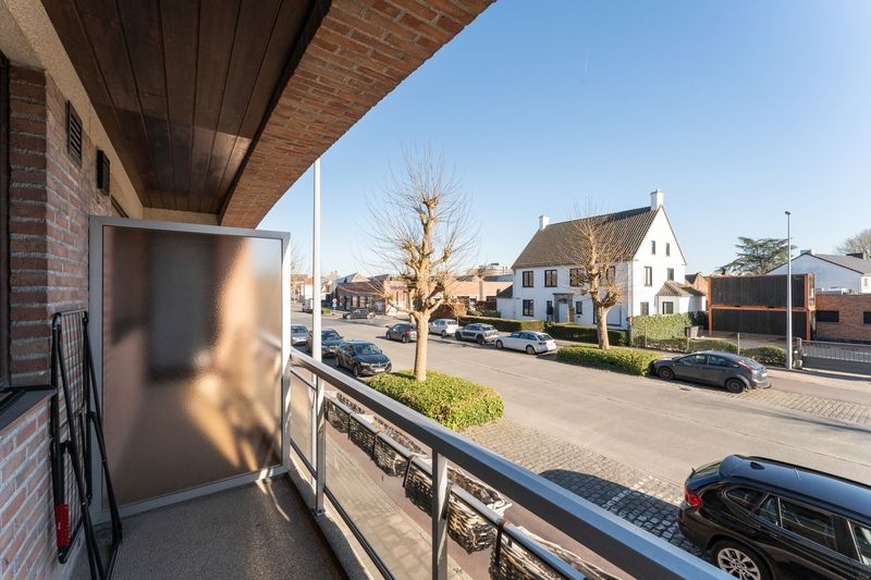 Roeselare : zeer ruim en lichtrijk appartement aan de rand van het centrum met 2 slps, terras vooraan en groot terras achteraan, opp 115 m2 foto 15