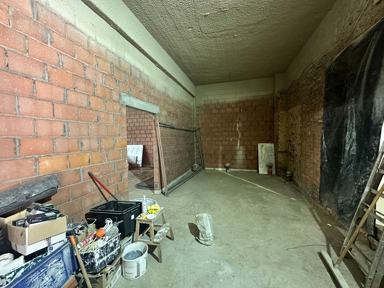 Casco handelspand 500 m² met 16m gevel – Hoboken foto 5
