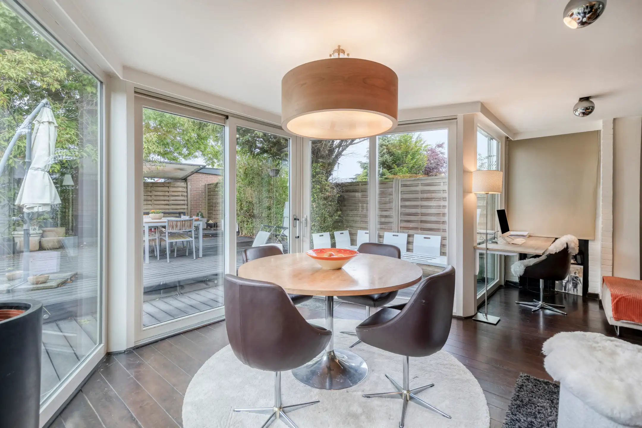 Ruime en energiezuinige woning, 4 slaapkamers op toplocatie foto 3