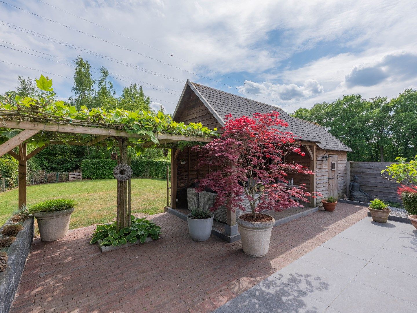 Luxueuze villa met prachtige tuin met zwembad foto 29