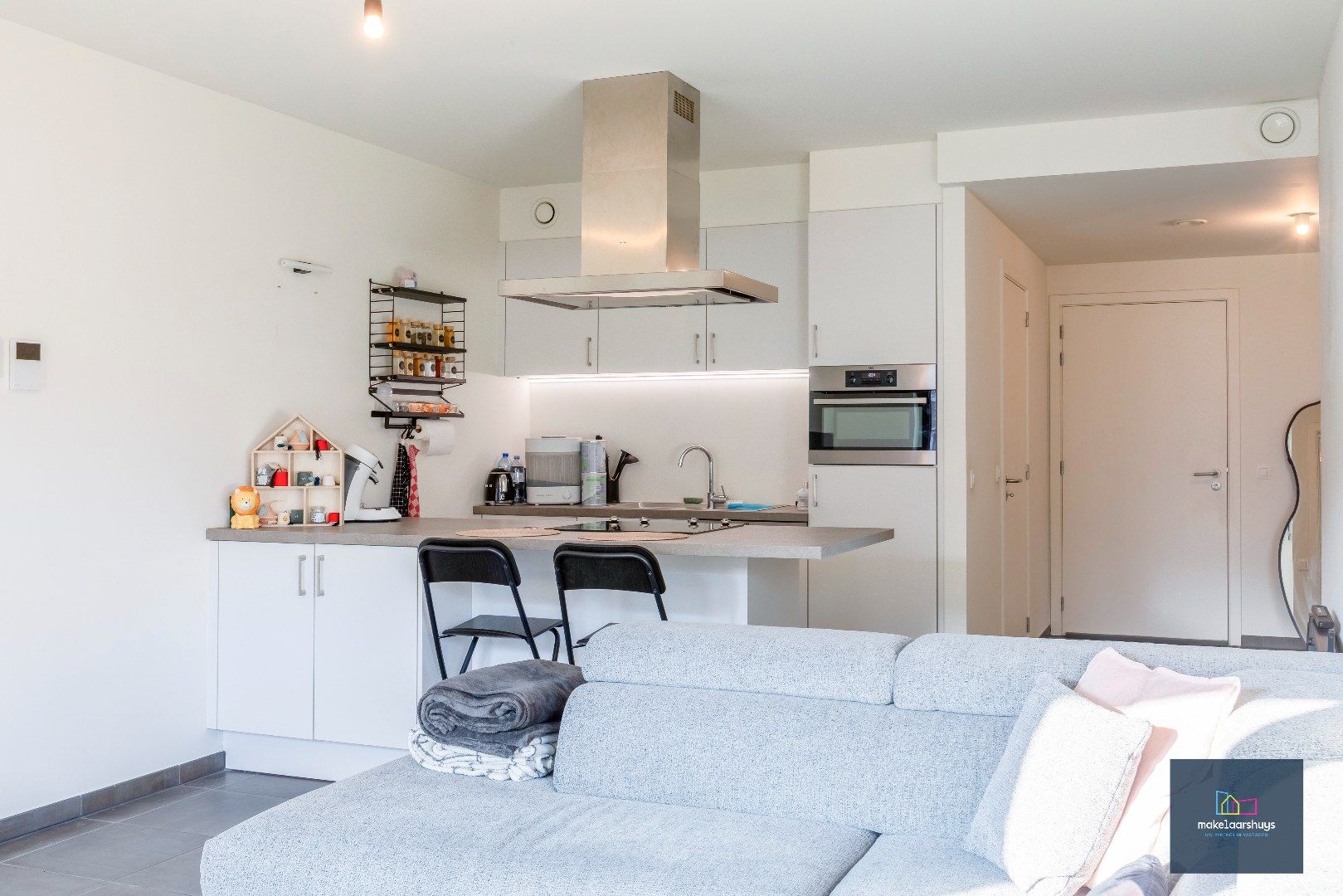 Schitterend 1-slpk.appartement met berging en ondergrondse staanplaats.  foto 5