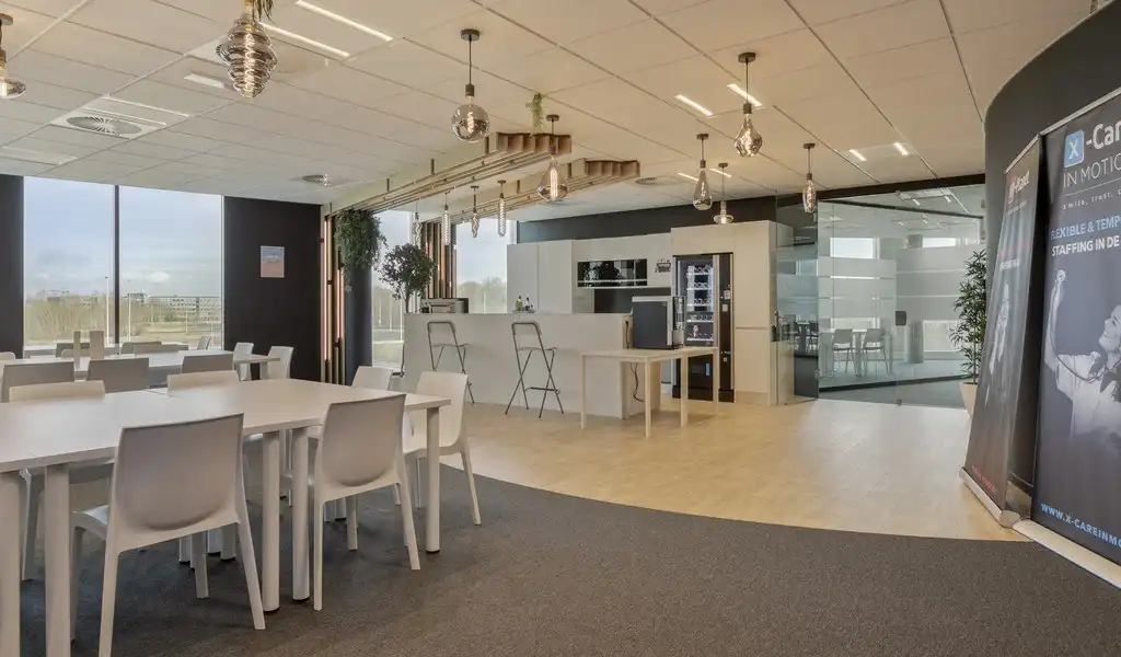 Gemeubelde kantoren met dienstverlening in Planet Business Center aan The Loop in Gent foto 19