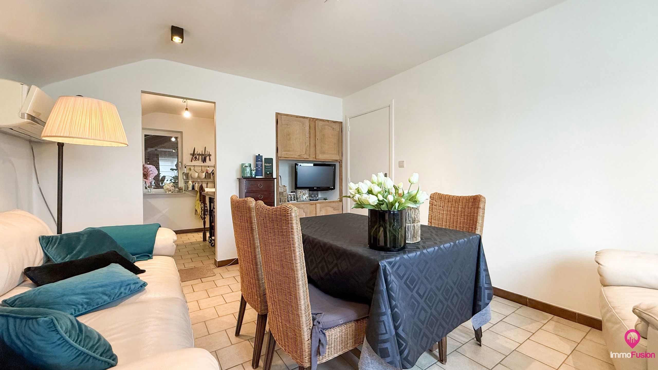 Instapklare bakkerij met woonst in het centrum van Zolder! foto 38