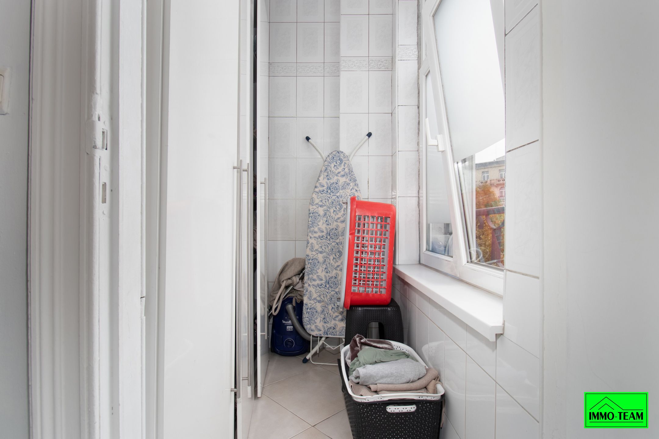 Opbrengsteigendom met handelszaak en 2 duplexappartementen foto 12