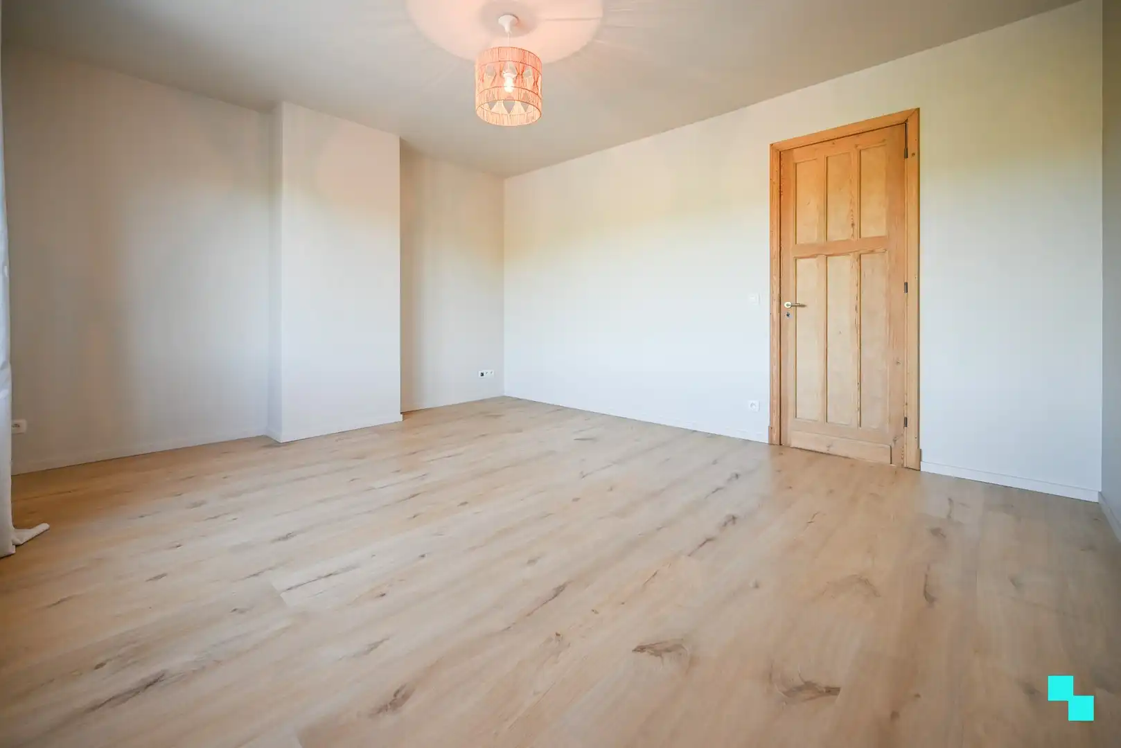 Gerenoveerde 2-slaapkamerwoning in Ingelmunster foto 18