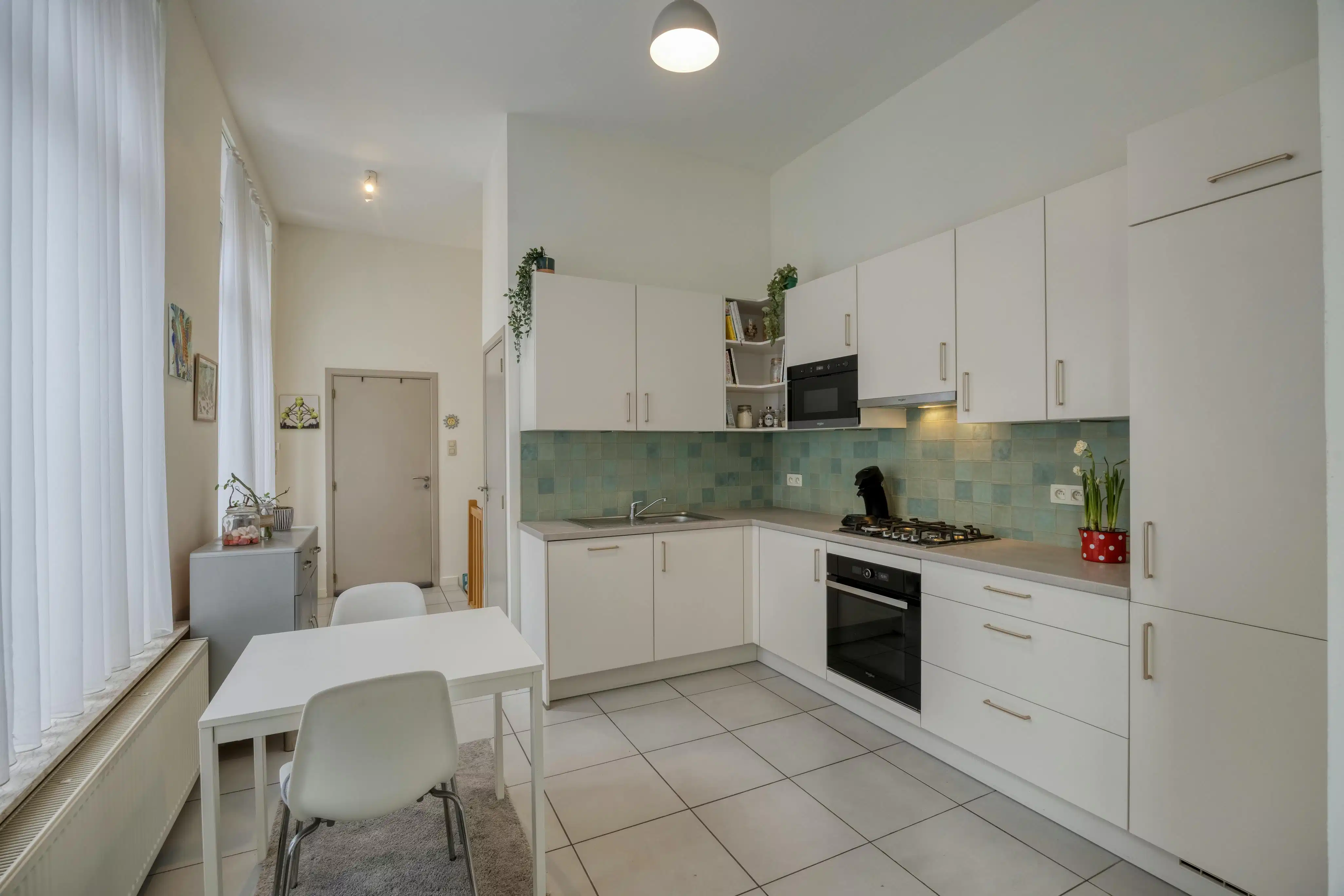 Appartement 2 kamers met koer in Schaarbeek, gemeentehuis foto 12