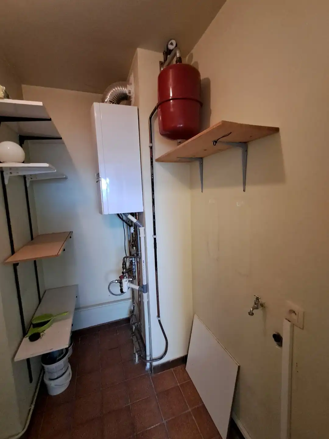 Ruim appartement te Sijsele. foto 10