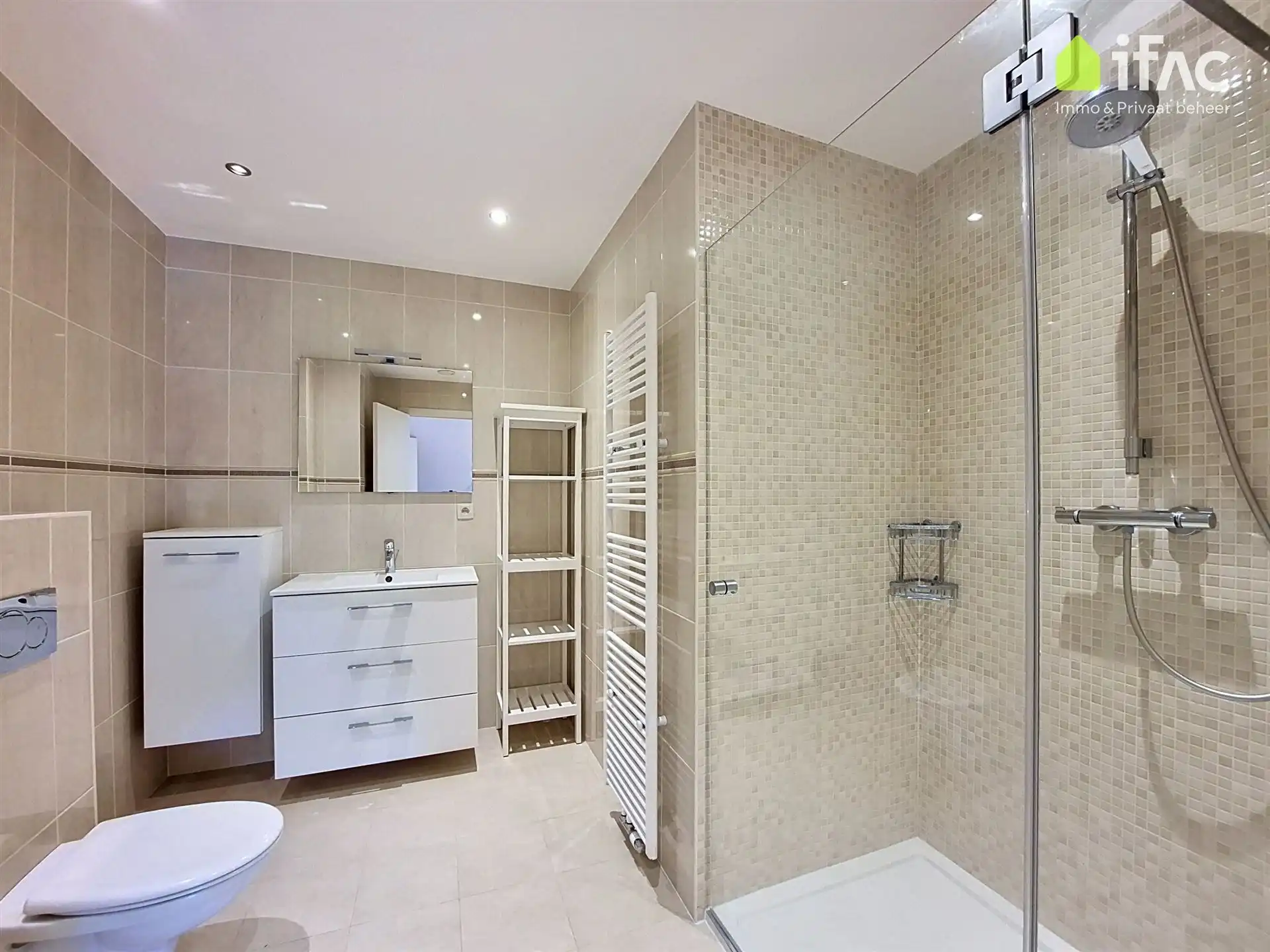 Exclusieve luxevilla op 14,47are in woonpark foto 26