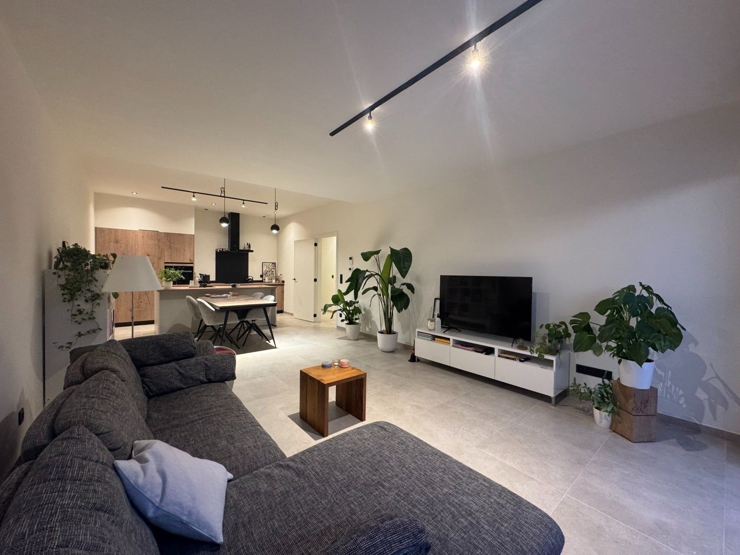 Gelijkvloers appartement met tuin en 2 slaapkamers te huur in Zutendaal foto 3