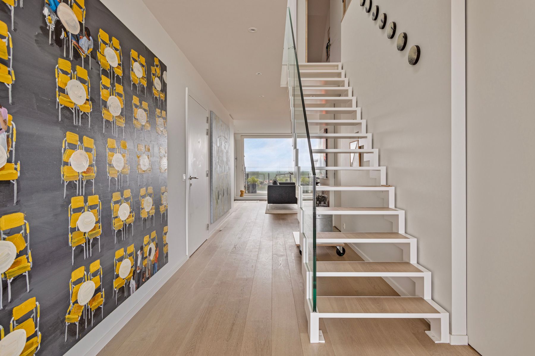High-end luxe penthouse met zeezicht. foto 13