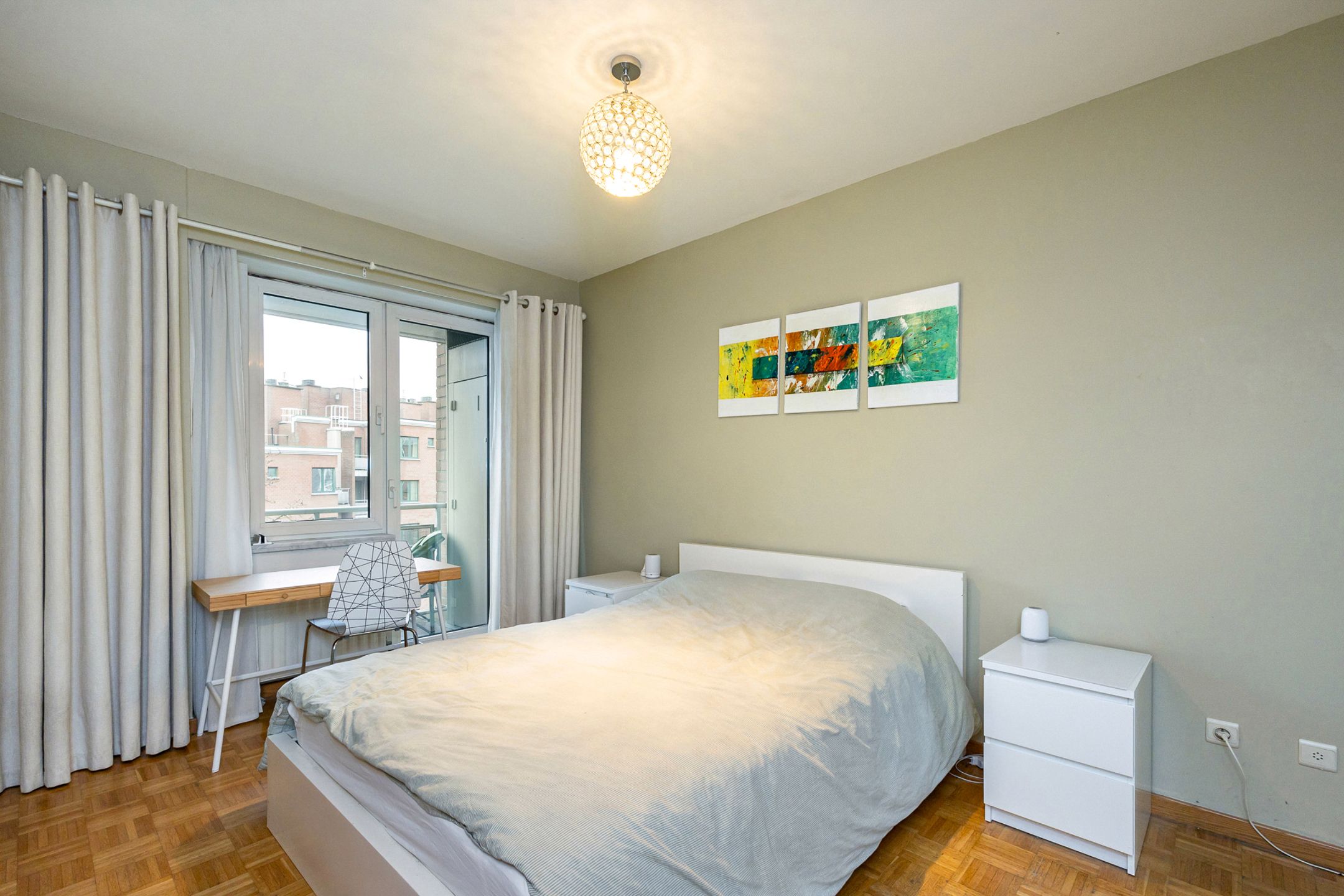 ANTWERPEN THEATER - Ruim drie-slaapkamerappartement  foto 6