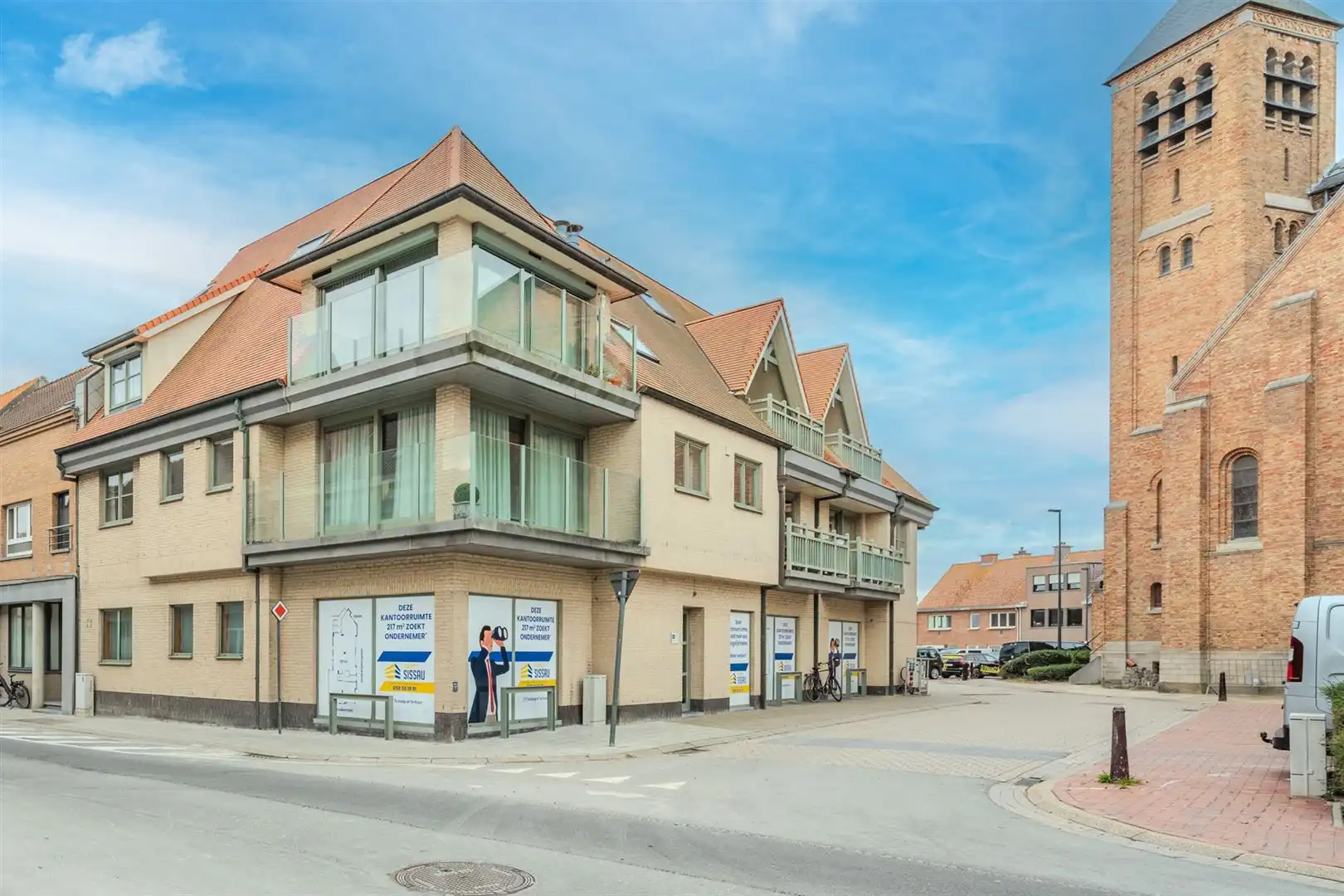 handelsgelijkvloers foto {{pictureIndex}}