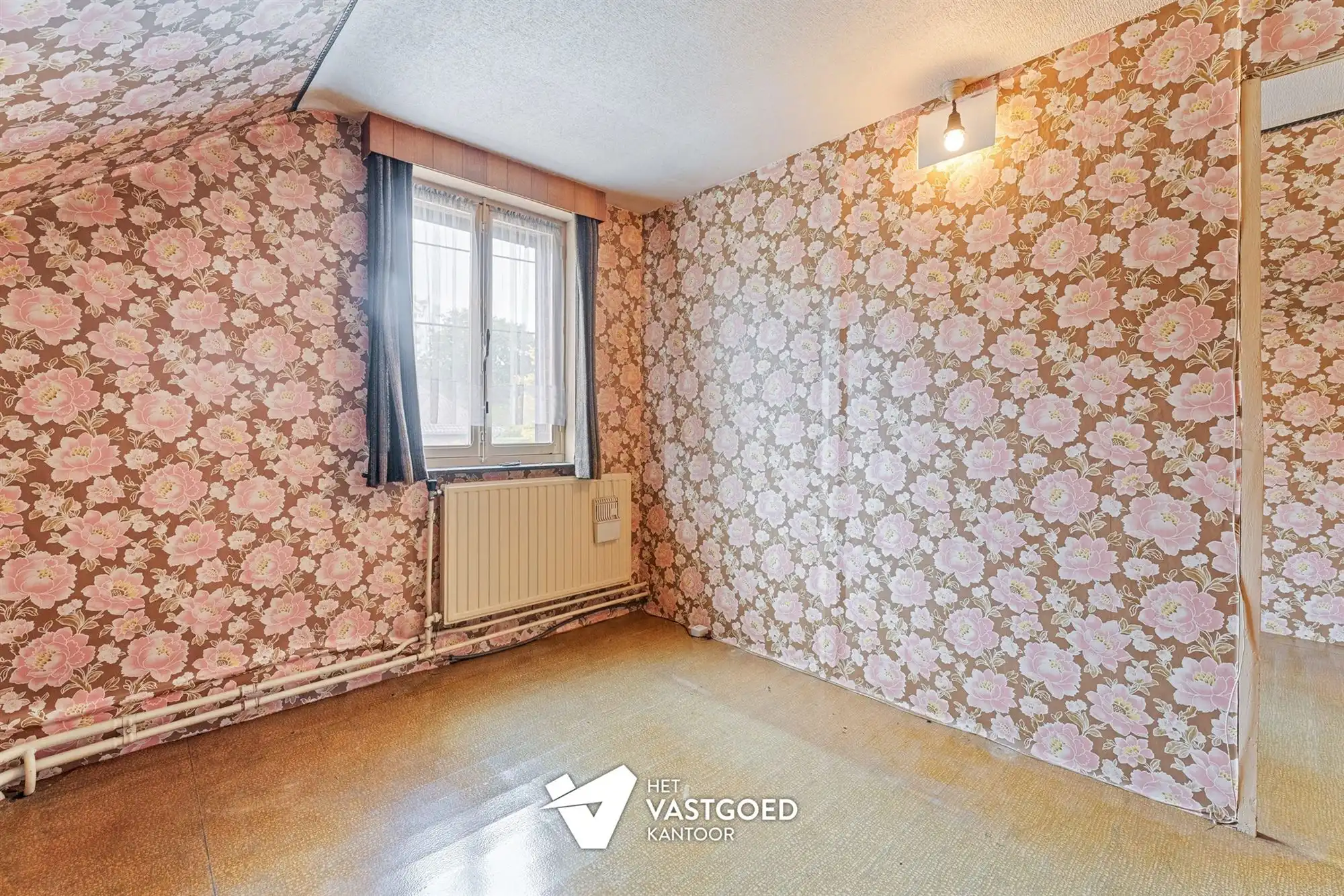TE RENOVEREN RIJWONING MET 4 SLAAPKAMERS TE BEVERLO foto 14