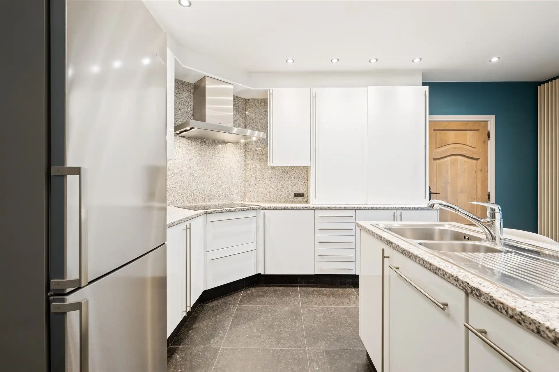 Ruime, stijlvolle gezinswoning met tuin in Kalken / Laarne foto 7