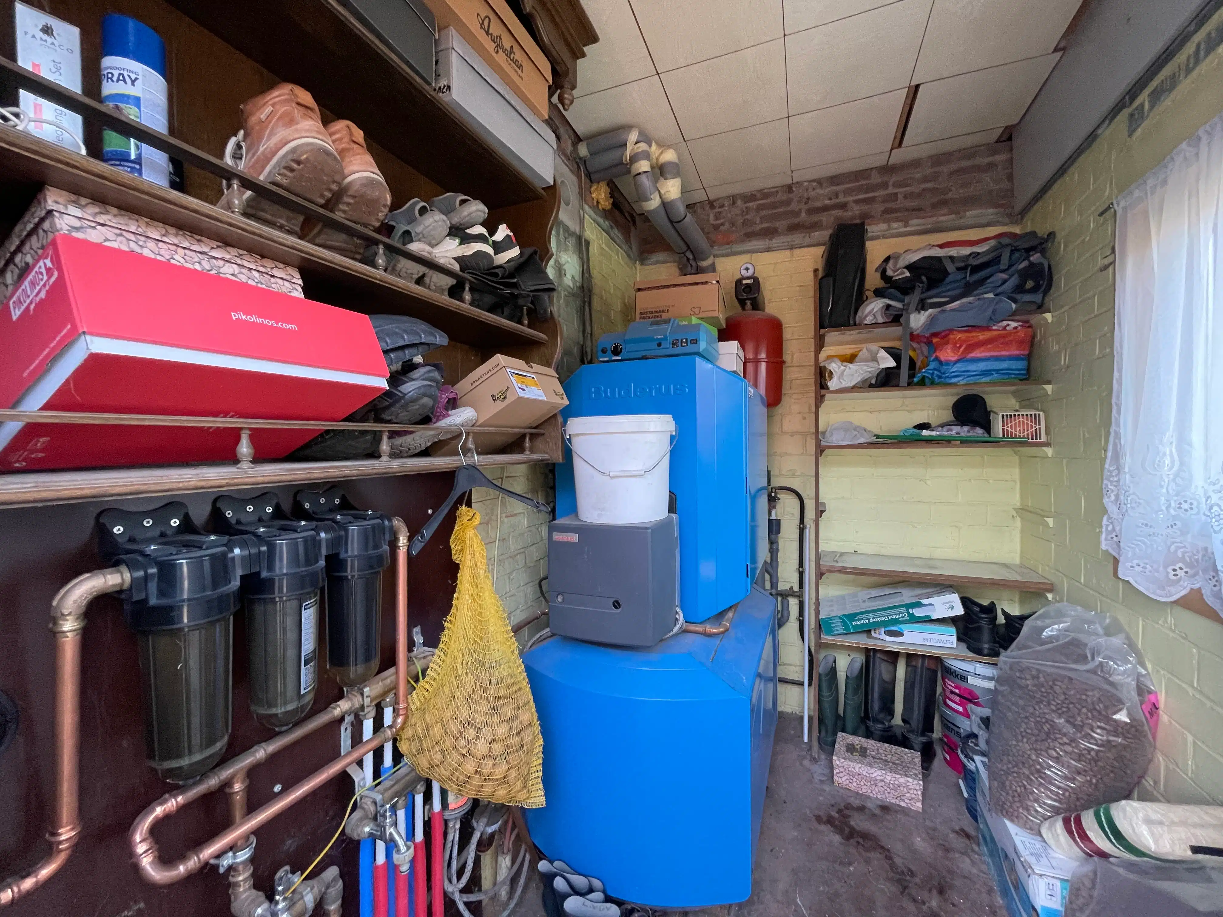 Ruime halfopen bebouwing met 3 slaapkamers, tuin en garage foto 15