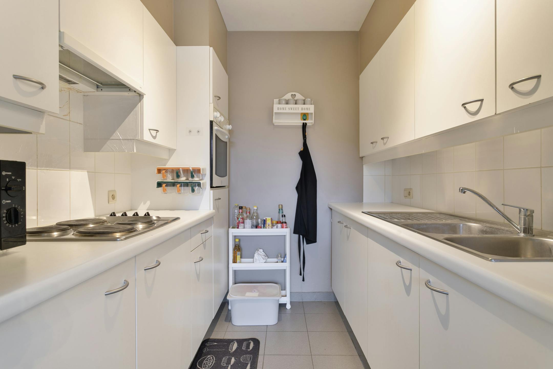 Gelijkvloers appartement met tuin en 2 slaapkamers te koop foto 4