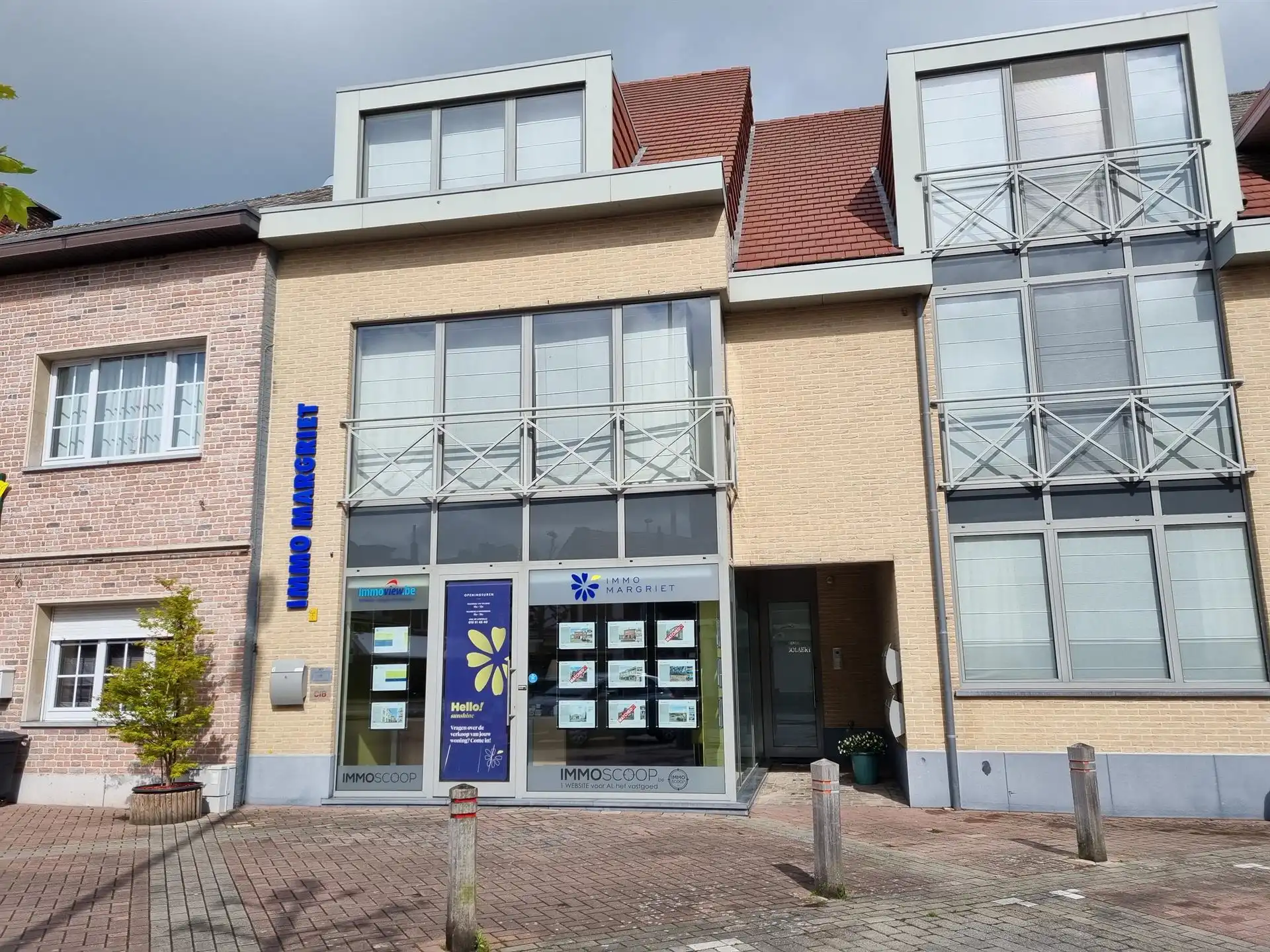 Ruim duplex appartement met terras foto {{pictureIndex}}