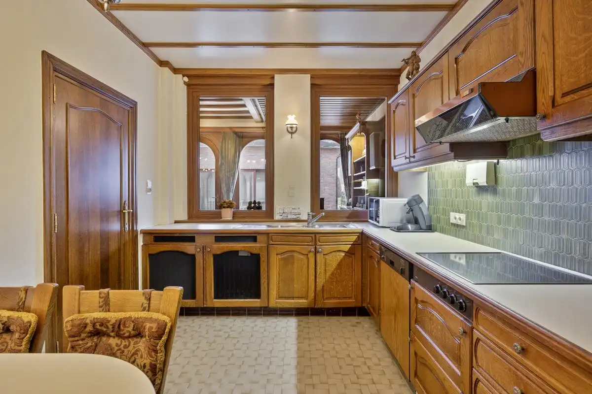 Te renoveren woning te koop in Niel foto 6