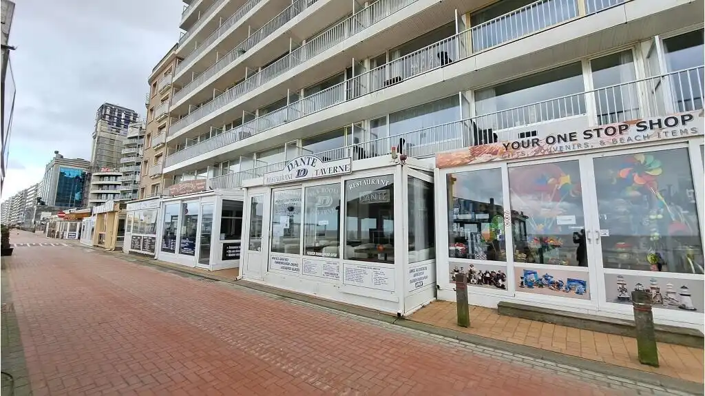 Horecapand met Terras op de Zeedijk te koop in Blankenberge foto 15