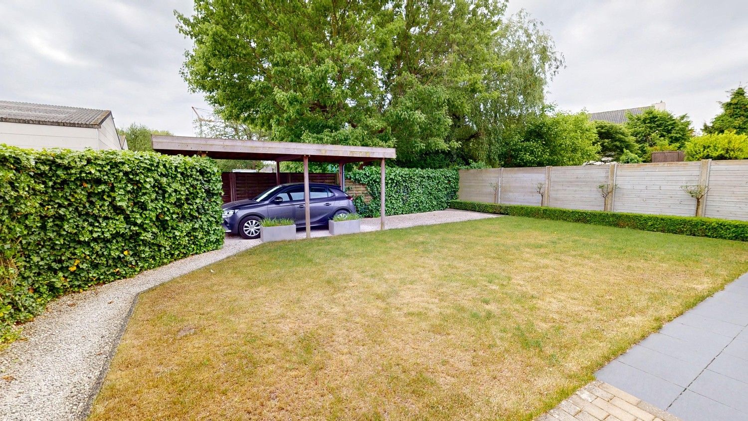 Zeer ruime woning met 4 slaapkamers te koop! foto 17