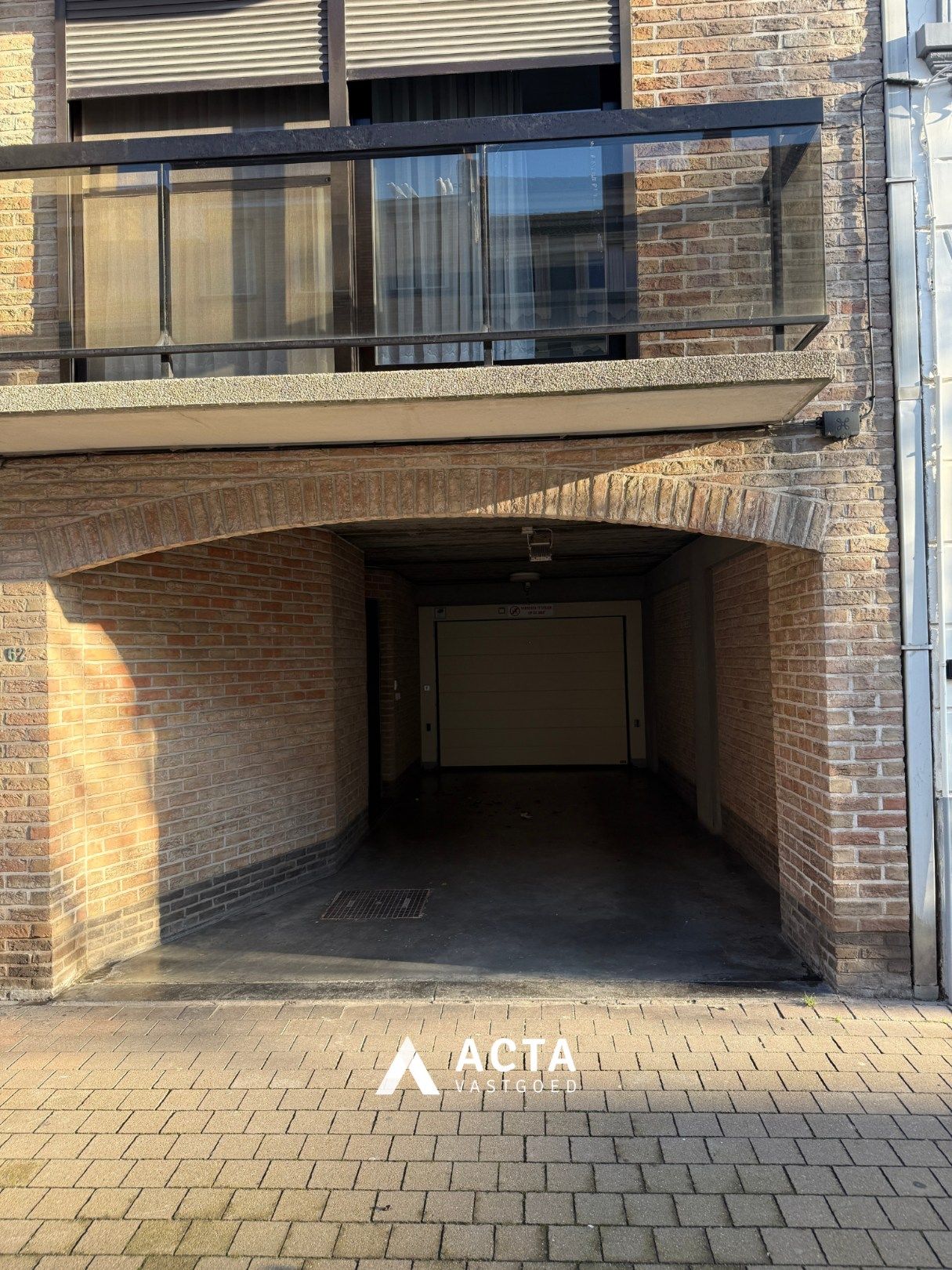 Centraal gelegen garagebox in Oostende foto 4