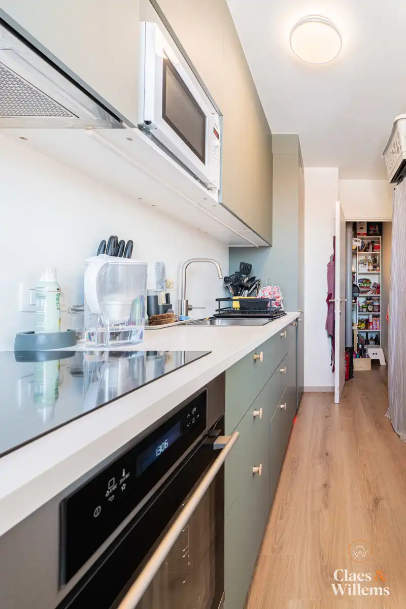 Lichtrijk appartement van 77 m² nabij Bourgoyen-Ossemeersen foto 3