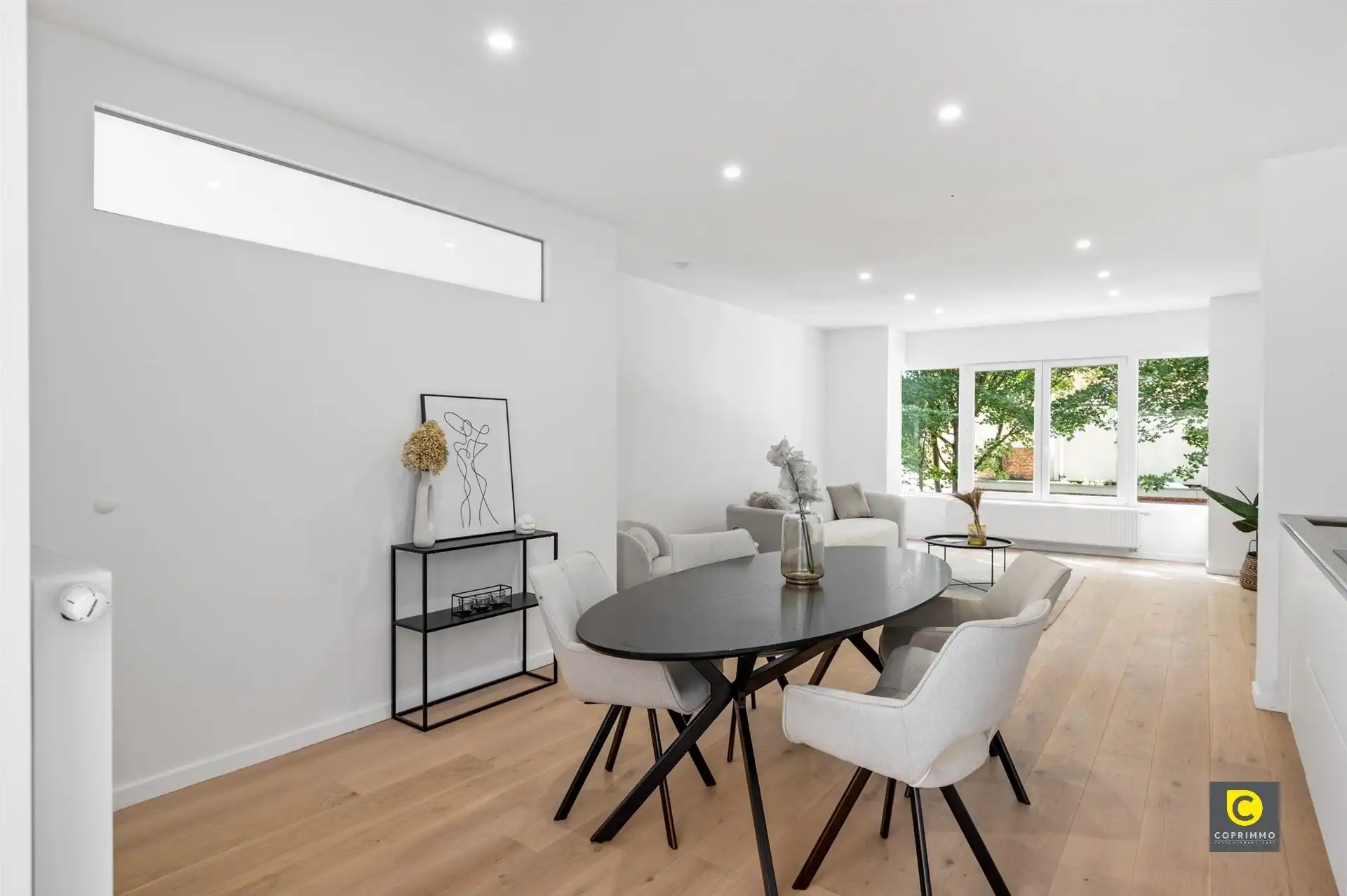 Recent gerenoveerd appartement op toplocatie! foto 2