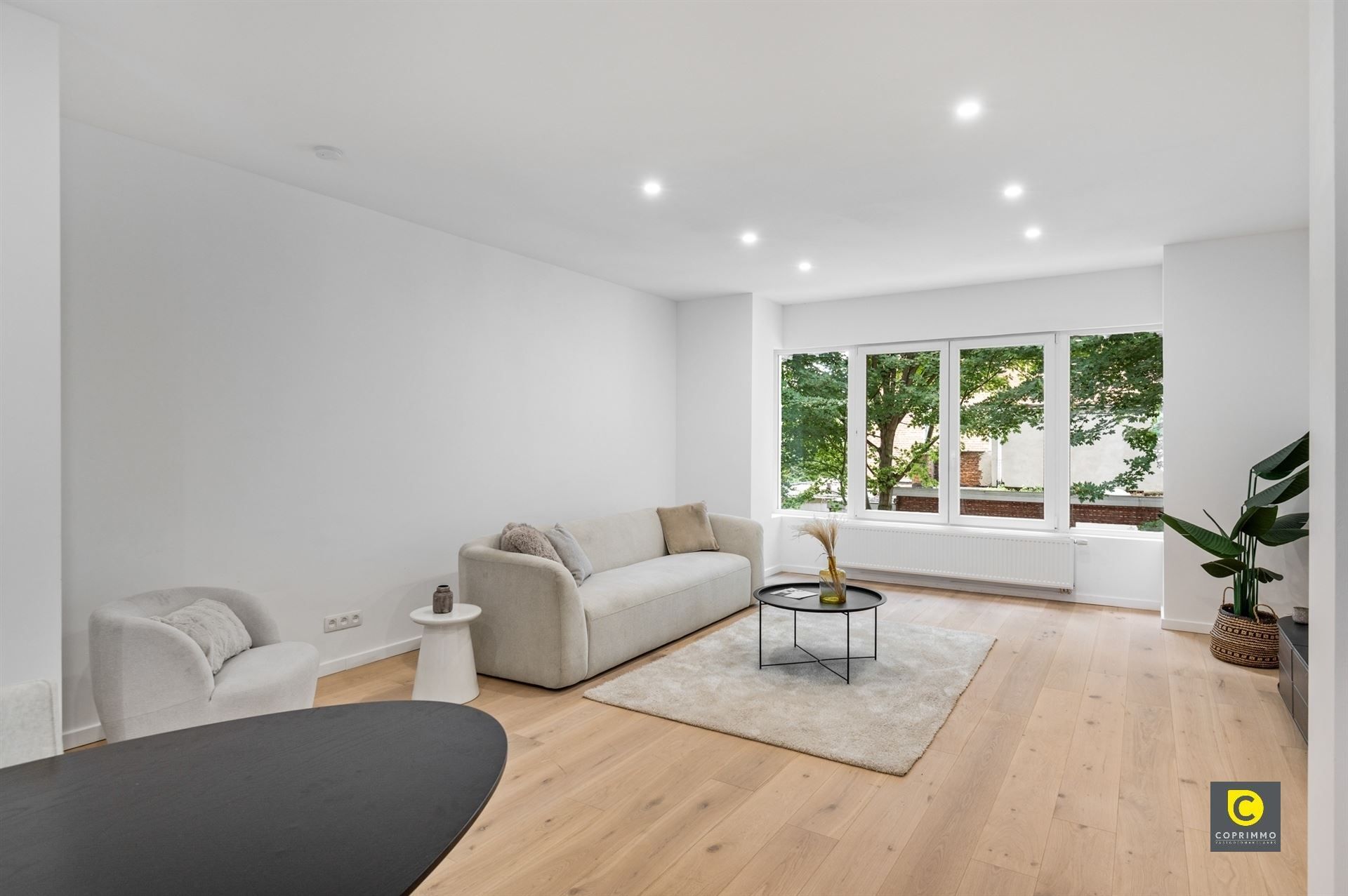 Recent gerenoveerd appartement op toplocatie! foto 2