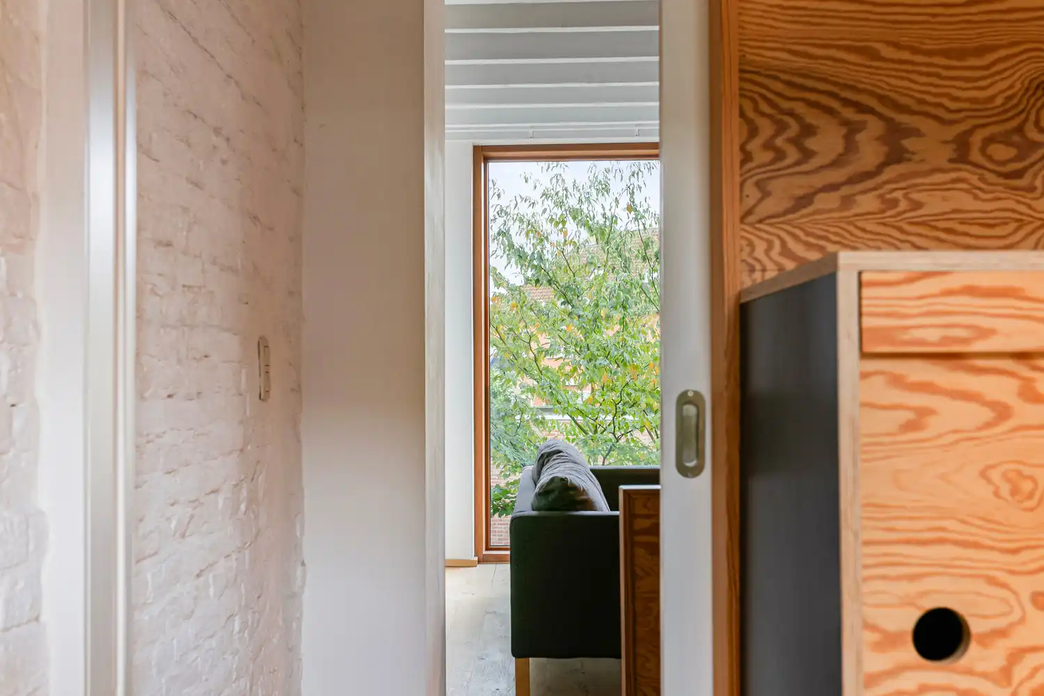 PRACHTIG GERENOVEERDE WONING MET STADSTUIN! foto 26