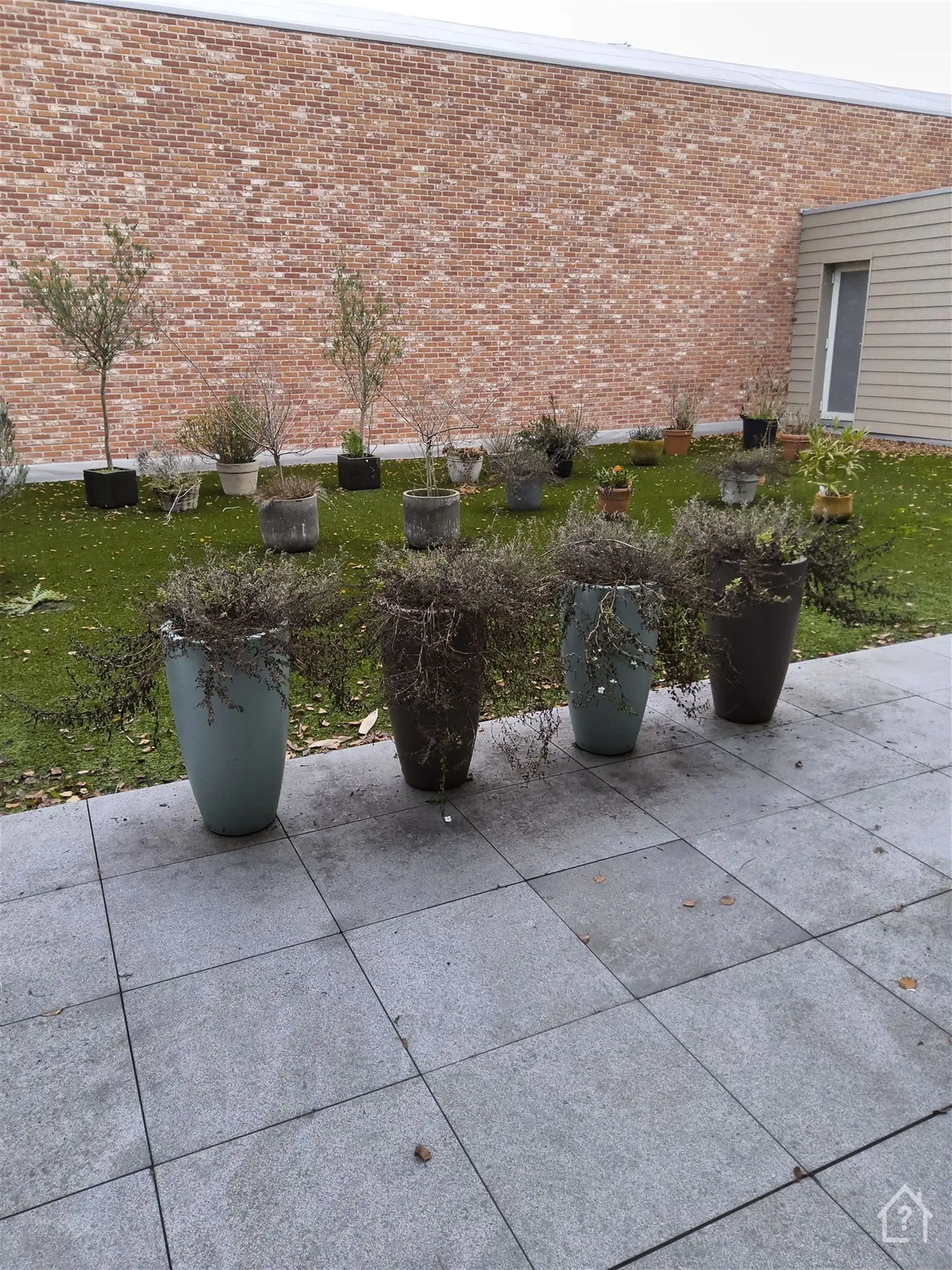 2 slaapkamer appartement met privatieve tuin en 2 parkings foto 22