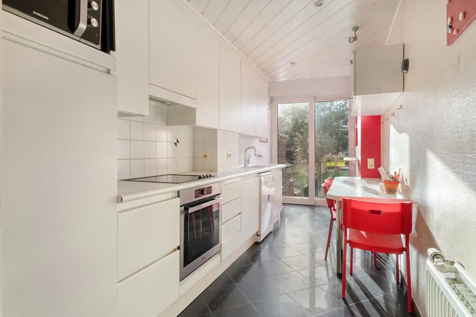 Instapklare bel-etagewoning gelegen op toplocatie foto 9