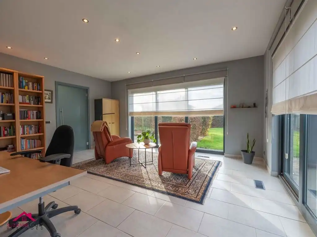 Ruime vrijstaande en instapklare woning in hedendaagse stijl foto 15