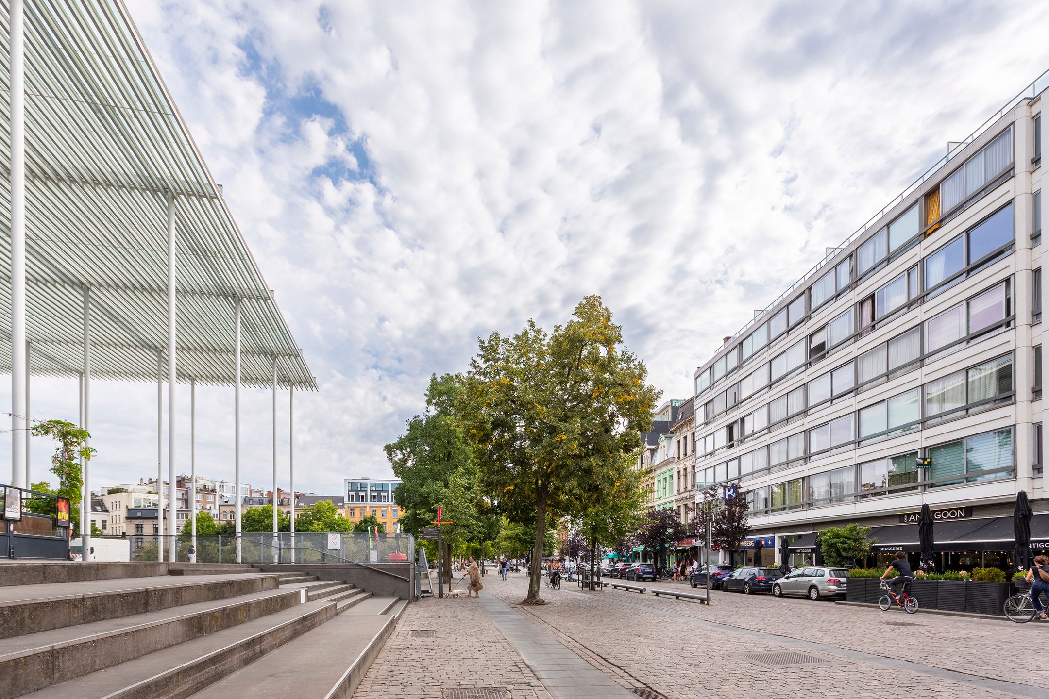 gemeubeld 1-slpk-app. aan het Theaterplein  foto 8