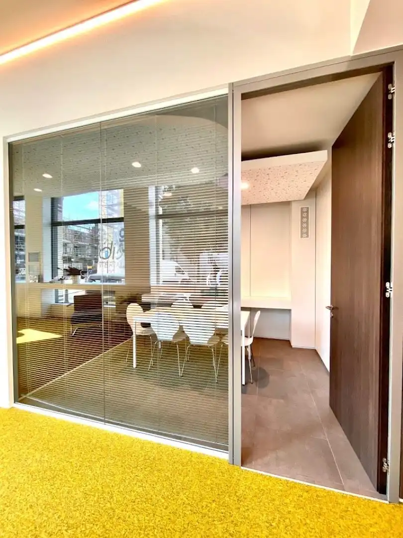 POLYVALENT HOEKPAND KORTRIJKSESTEENWEG GENT foto 7