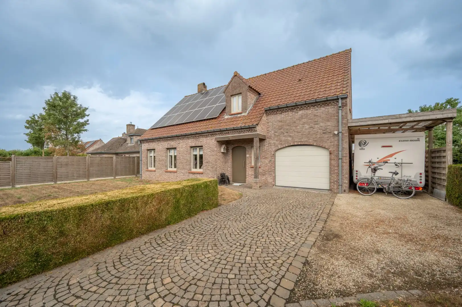 Charmante vrijstaande villa in fermette stijl met heerlijke tuin! foto 19
