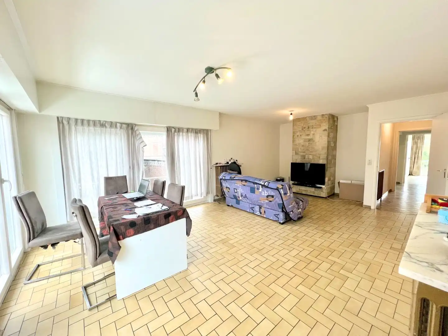 APPARTEMENTSGEBOUW MET 4 APPARTEMENTEN EN 3 GARAGES foto 17